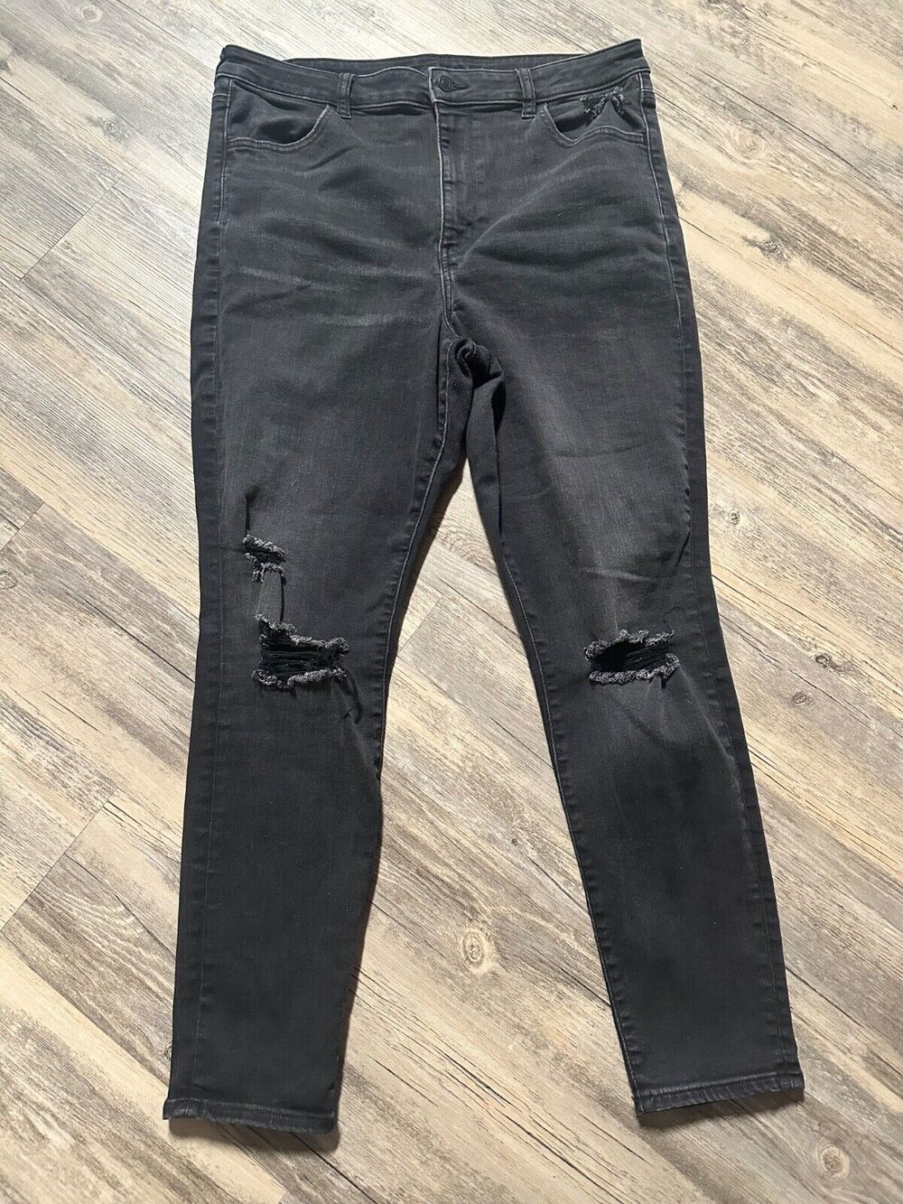 American Eagle High Rise Next Level Stretch Distressed Jeans Black Women Size 18